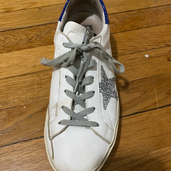 Golden Goose Sneakers Size 9 - Picture 2 of 5